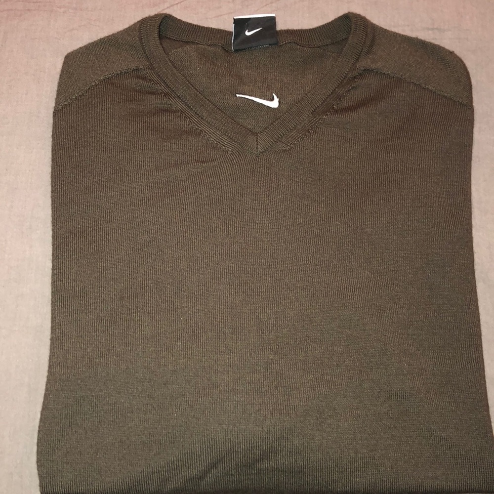 V neck long sleeve sweater